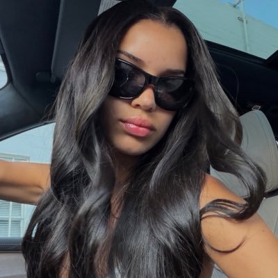 mie ⋆ 🍸's profile picture