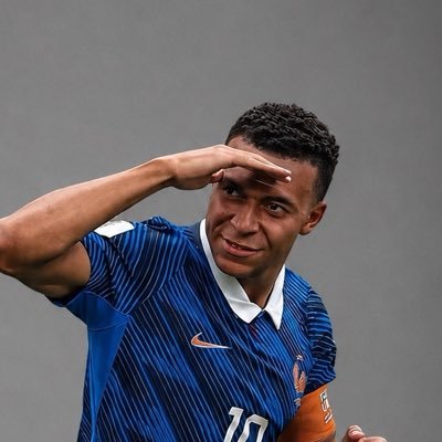 𝑘ℎ𝑎𝑙𝑒𝑑𒆜's profile picture