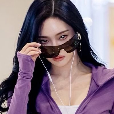 liz's profile picture