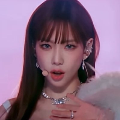𓍼's profile picture