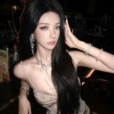 mianyaovo's profile picture