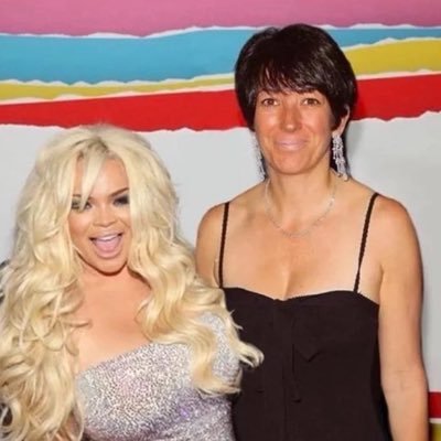 @clockteautwins's profile picture