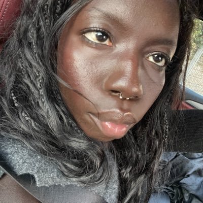 sarah lugor!'s profile picture