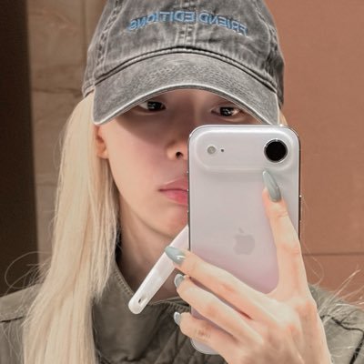 𝙡𝙖𝙚𝙣𝙤𝙧 – 𝘥𝘪𝘴𝘵𝘳𝘪𝘤𝘵 ¹²'s profile picture