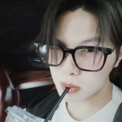 : meow :'s profile picture