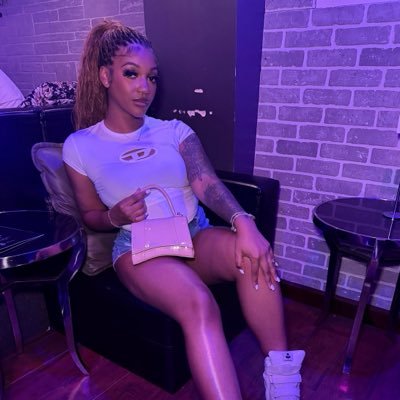 dee🍭's profile picture