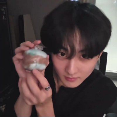 ପ(˶•-•˶)ଓ 𝓽𝓲𝓬𝓴𝓮𝓽𝓲𝓷𝓰 𝓼𝓮𝓻𝓿𝓲𝓬𝓮's profile picture