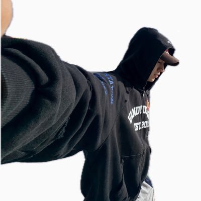 𝑳𝒂.'s profile picture