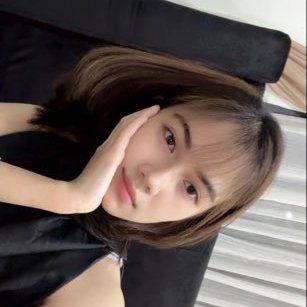 D h e a's profile picture