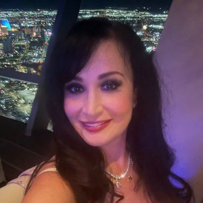 RubiDiamond21's profile picture