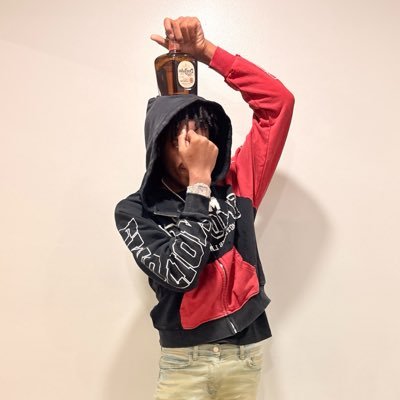 clownfadae's profile picture