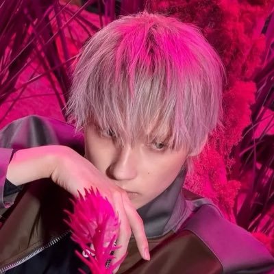 z || seeing txt x4&5⋆.ೃ࿔*:・'s profile picture