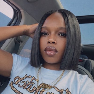 lee ♡ | custom creator 👣's profile picture