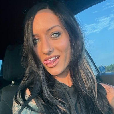realalyxurie's profile picture