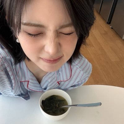 sullbae charts updates's profile picture