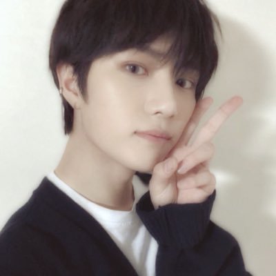 범쪽's profile picture