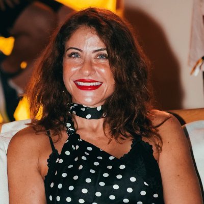 المشهورات's profile picture