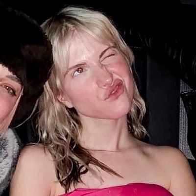 h's profile picture