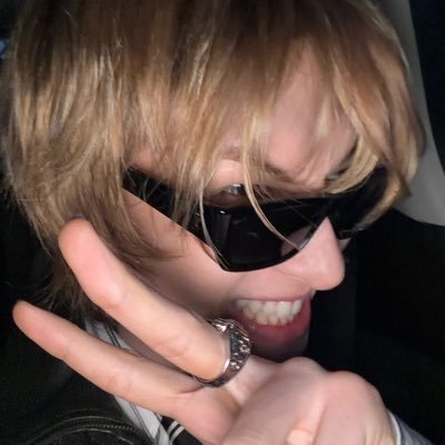 ☠︎︎'s profile picture