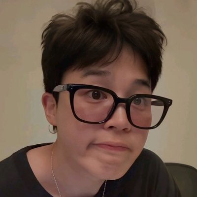 mimi⁷🐣 is NORMALᴬᴿᴵᴿᴬᴺᴳ's profile picture
