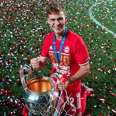 R's profile picture