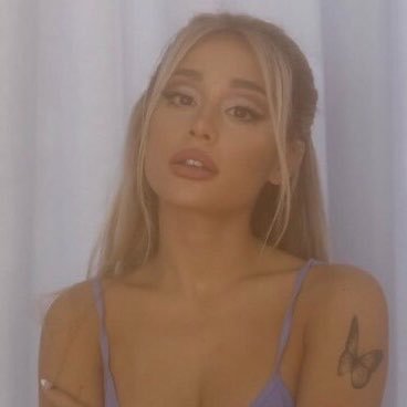 arianagradelovn's profile picture