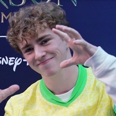 𝙼𝚒𝚔𝚎𝚢 𝘈𝘨𝘳𝘦𝘴𝘵𝘦's profile picture