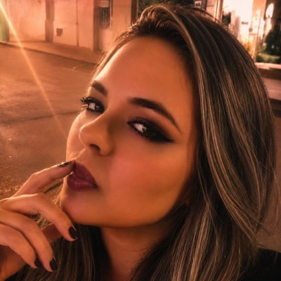 AnayComenta's profile picture