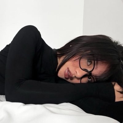 ًً's profile picture
