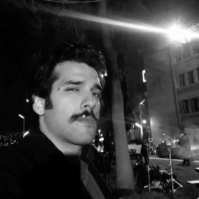 r_a99w's profile picture