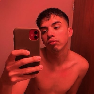 𝑟𝑎𝑚𝑖𝑟𝑜's profile picture