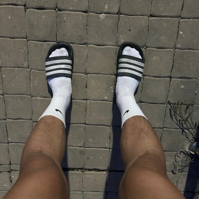 Komkrit320485's profile picture