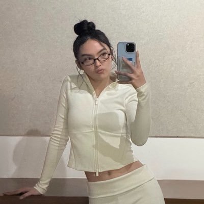 jam ⭑.ᐟ𖤐's profile picture