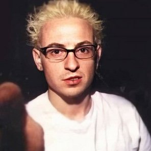 righthandboy13's profile picture