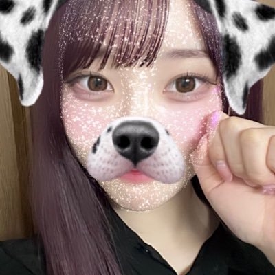 f's profile picture