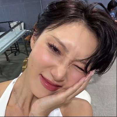 dearyooncat's profile picture