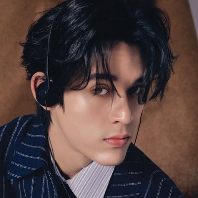 𝘊𝘢𝘯 𝘐 𝘣𝘦 𝘺𝘰𝘶𝘳 𝘴𝘭𝘰𝘵𝘩's profile picture