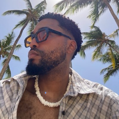 lewis's profile picture