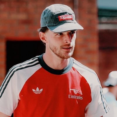 esra 🏴's profile picture