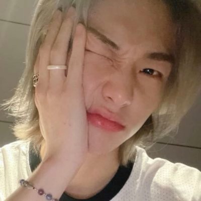 lvchanelz's profile picture