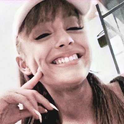 mel 🎀ꕤ saw ariana's profile picture