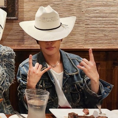 𝓝𝓪𝓲's profile picture