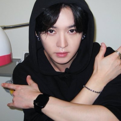 fox ● ˕ ● 🍅🐱's profile picture