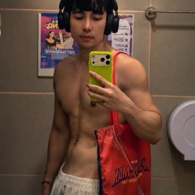 VJ's profile picture