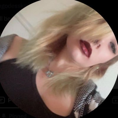 ✨Kat Stone✨'s profile picture