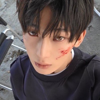 lara🪽's profile picture