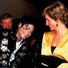 Michael Jackson IS the King of Pop & #MJInnocent profil fotoğrafı