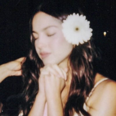 stupidssong's profile picture