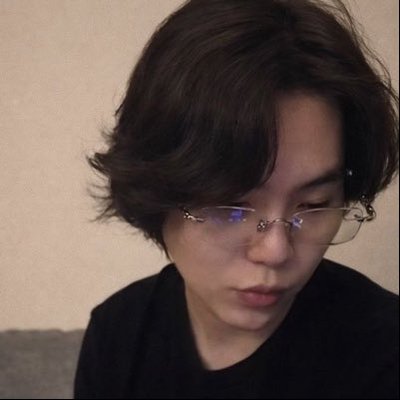 poetrysmyg's profile picture