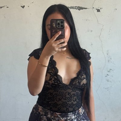 katiecutiefvck's profile picture